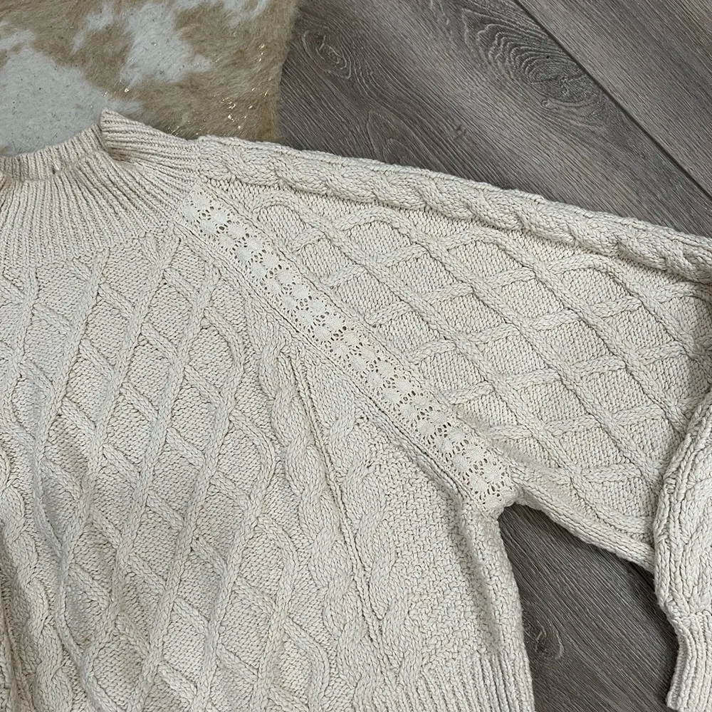 Free people cream turtleneck sweater - Image 4