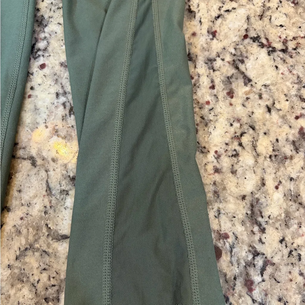 Juicy Couture Green Leggings - Image 2