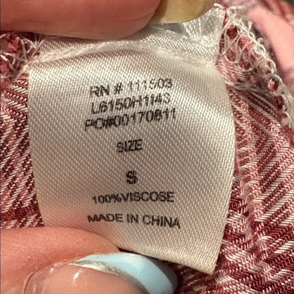 C‎ Luce Oversized Plaid Button Down Short Sleeve Tie Front Blouse- Size Small - Image 4