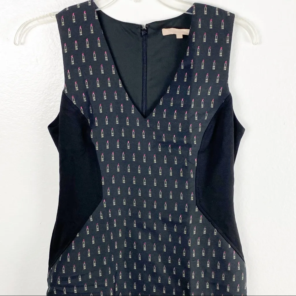 HUTCH Black Novelty Lipstick Print Side Slender Panels V-Neck Dress, Size 6 - Image 11