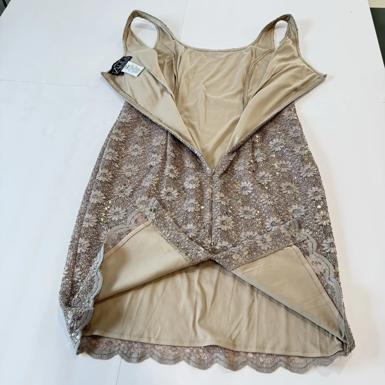 Alex Evenings Champagne Lace Sequin Two Piece Jacket Sleeveless Dress Size 8P - Image 7