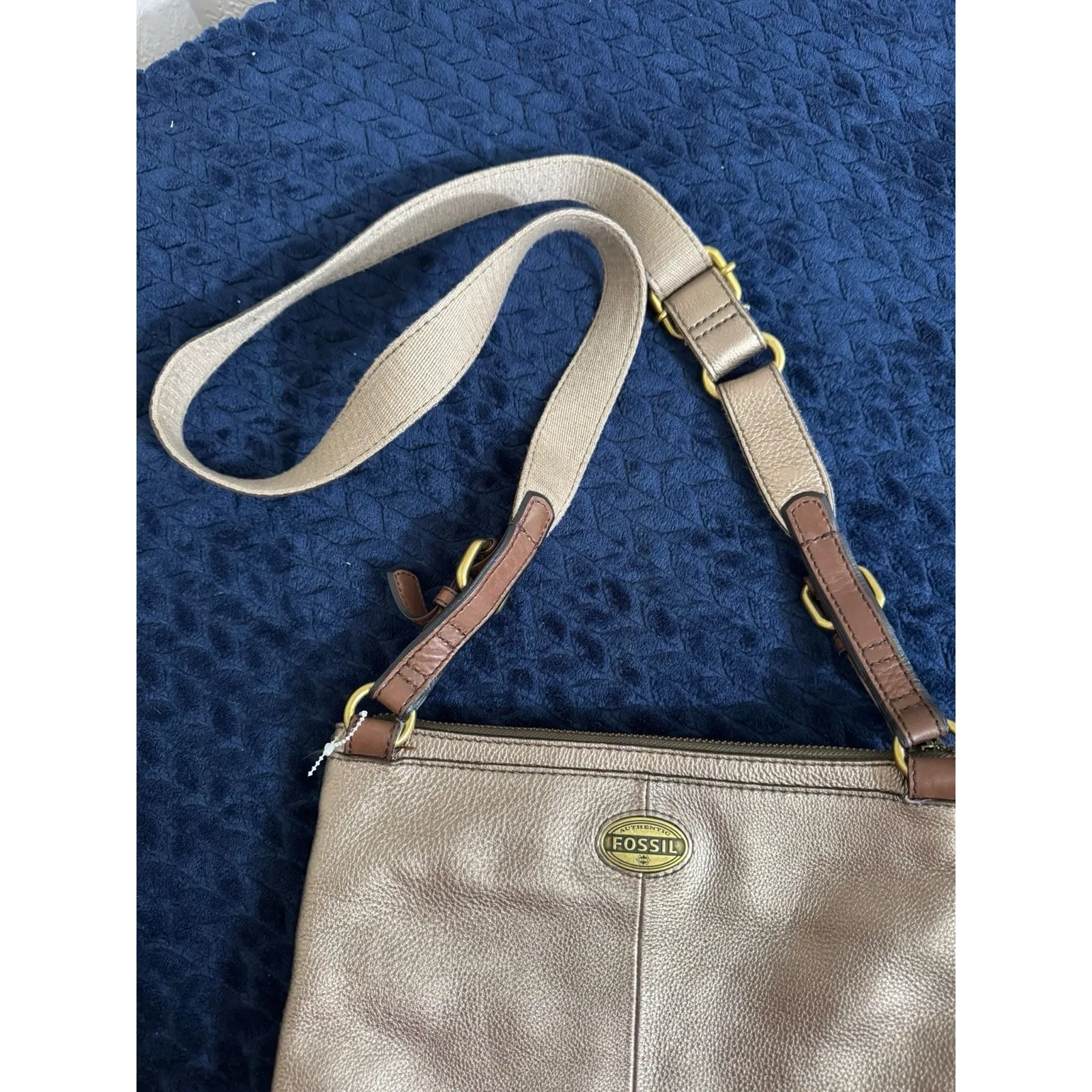 Fossil‎ Crossbody Brown Leather Bag Purse 10in X 11in - Image 3