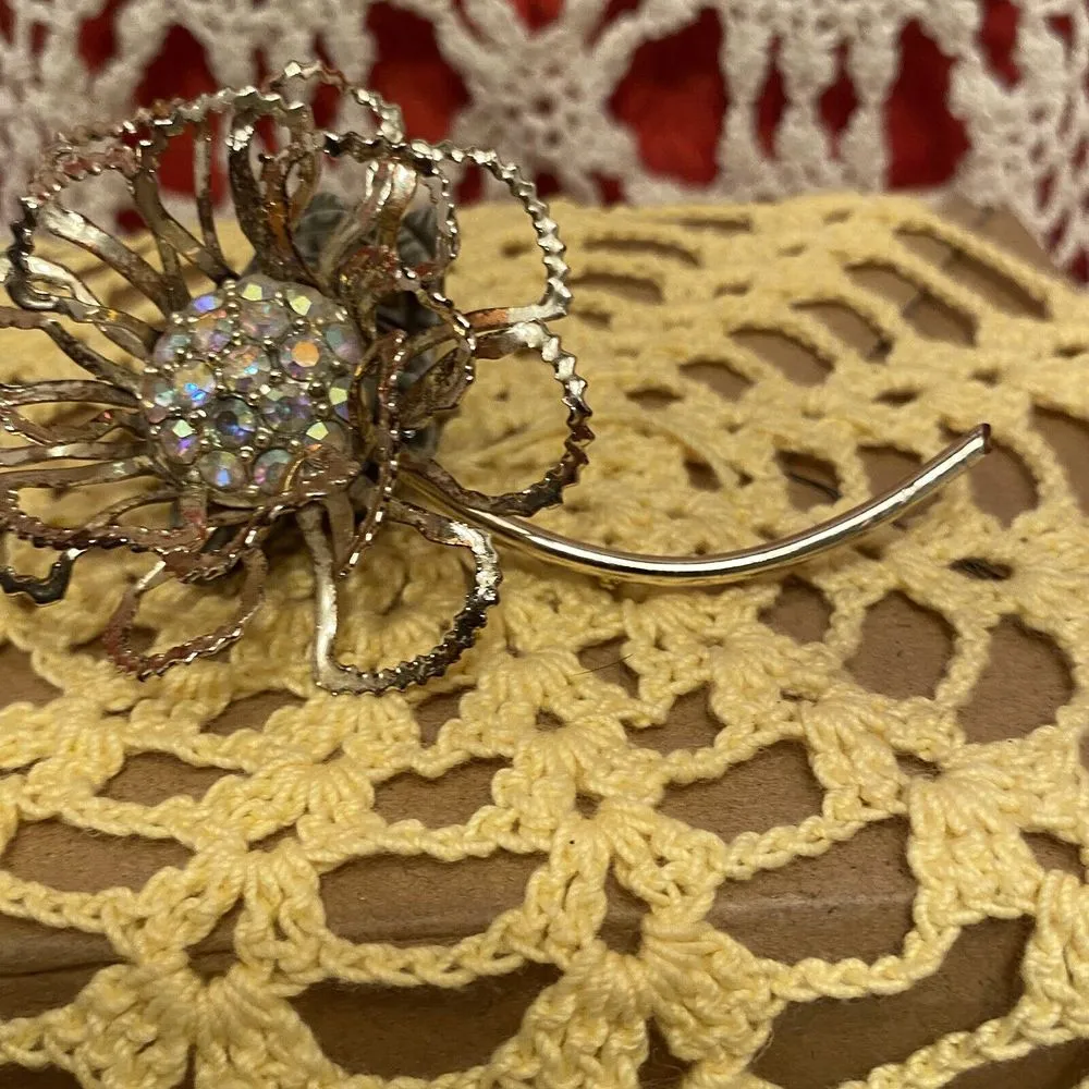 Vintage Huge Sarah Coventry‎ Gold Daisy Whimsical Flower AB Rhinestones Brooch - Image 7