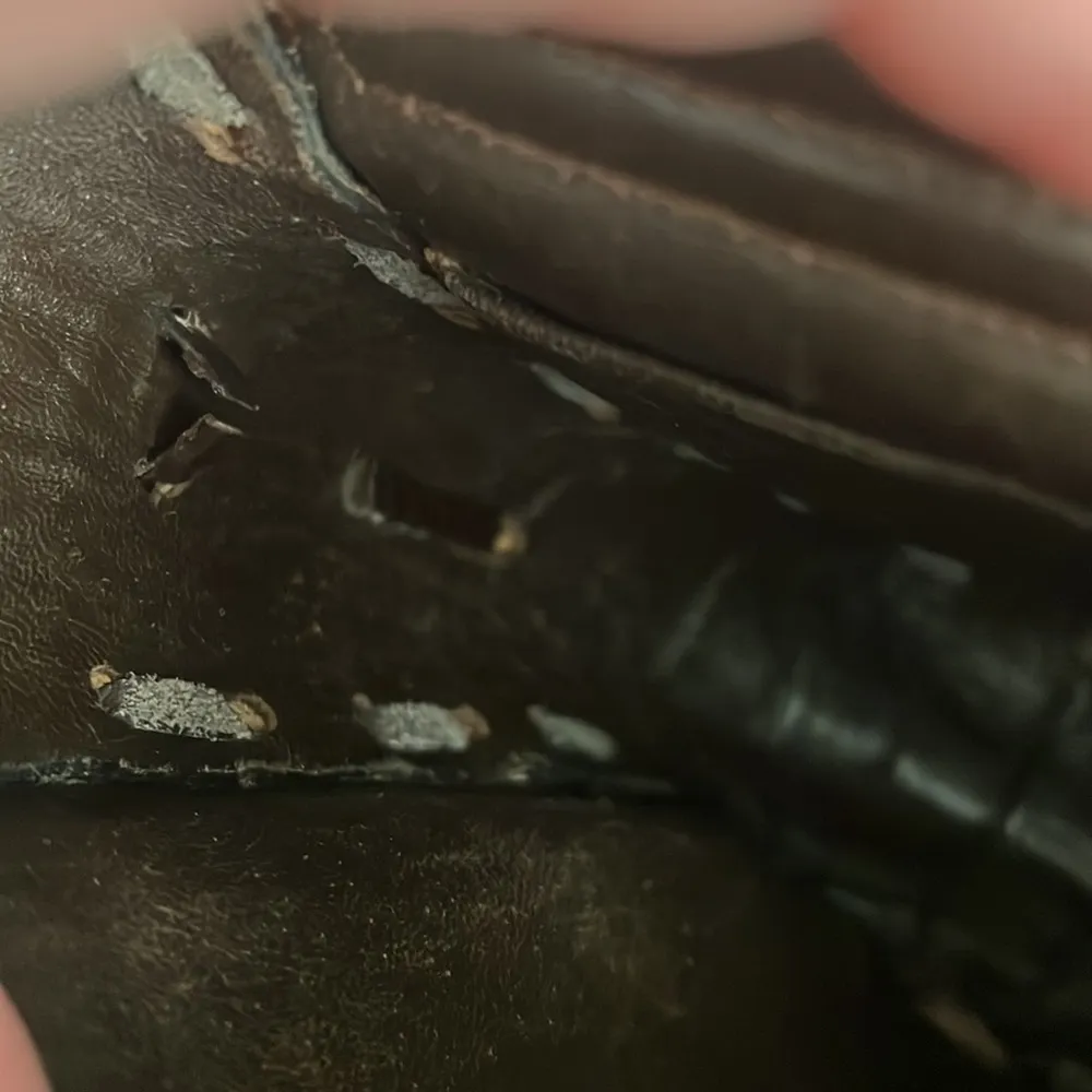 Real croc skin Vintage artisan made shoulder bag, brown. Hand made Brown - Image 14