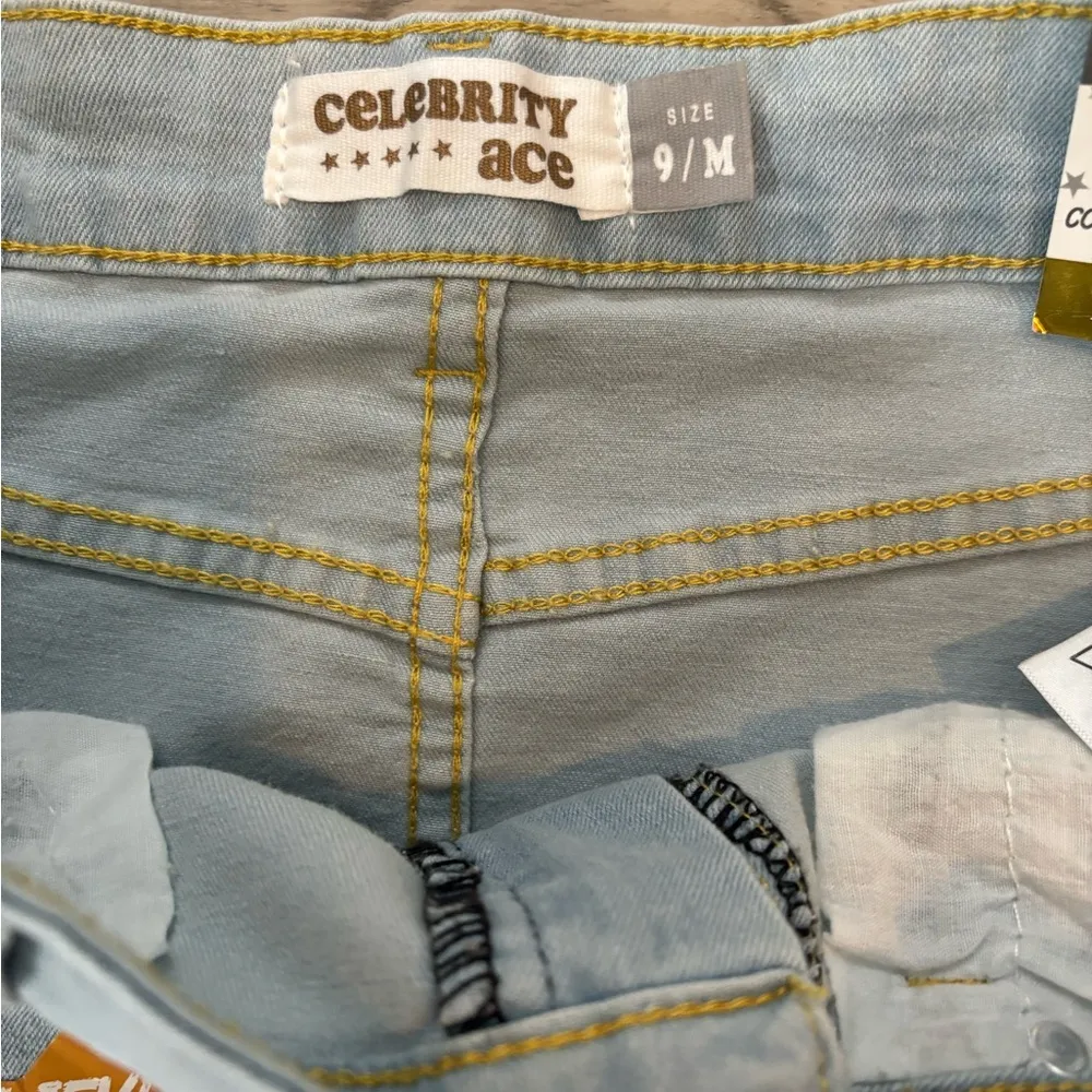 Celebrity Ace NWT Denim Skirt Size 9 - Image 4