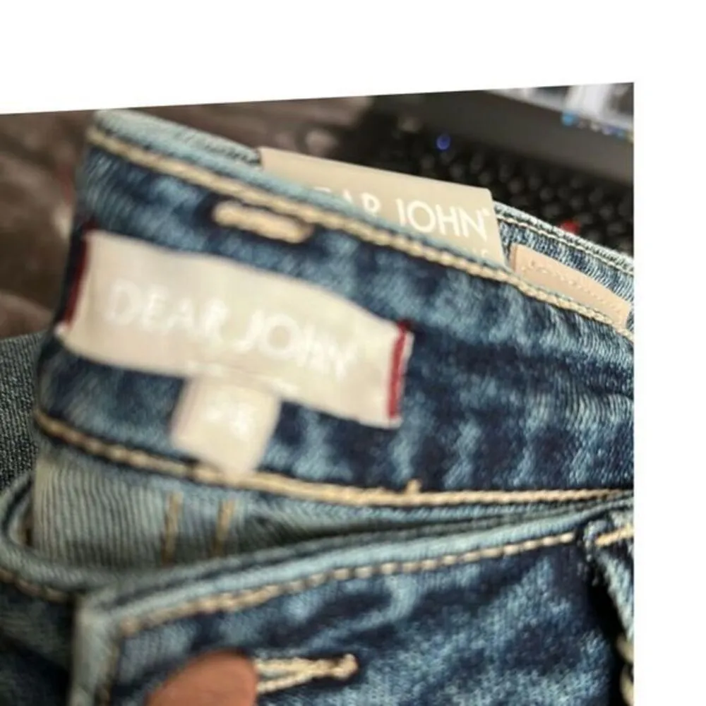 Dear John Cuffed Denim Capri Jeans Women’s Size 26 Blue Distressed Raw Hem - Image 4