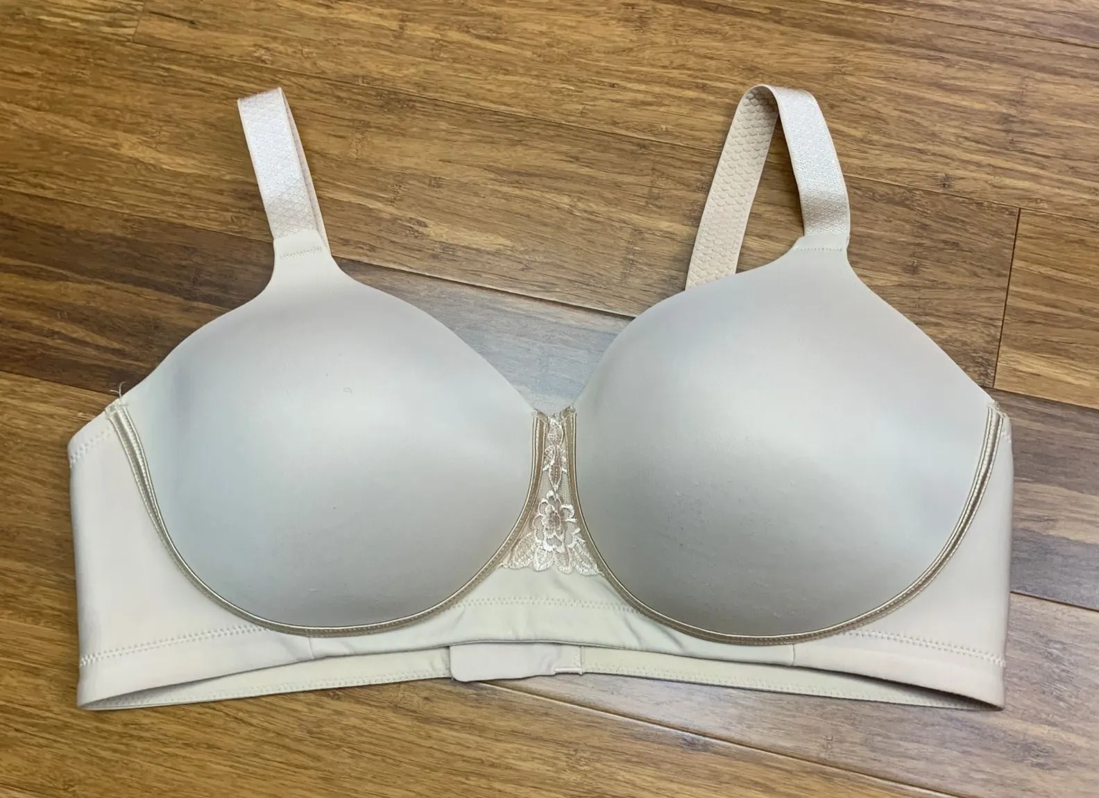 Vanity Fair Smoothing Comfort Wireless Full Coverage Bra 71380 Womens 40D Beige - Image 1