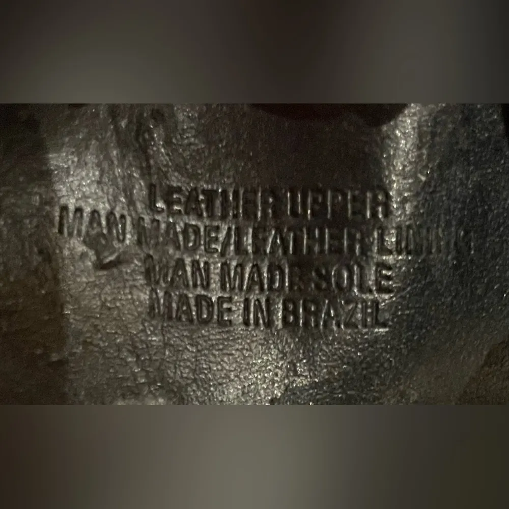 Vince Camuto Black/Silver Flip Flop Sandals Made In Brazil Size 6.5 - Image 10