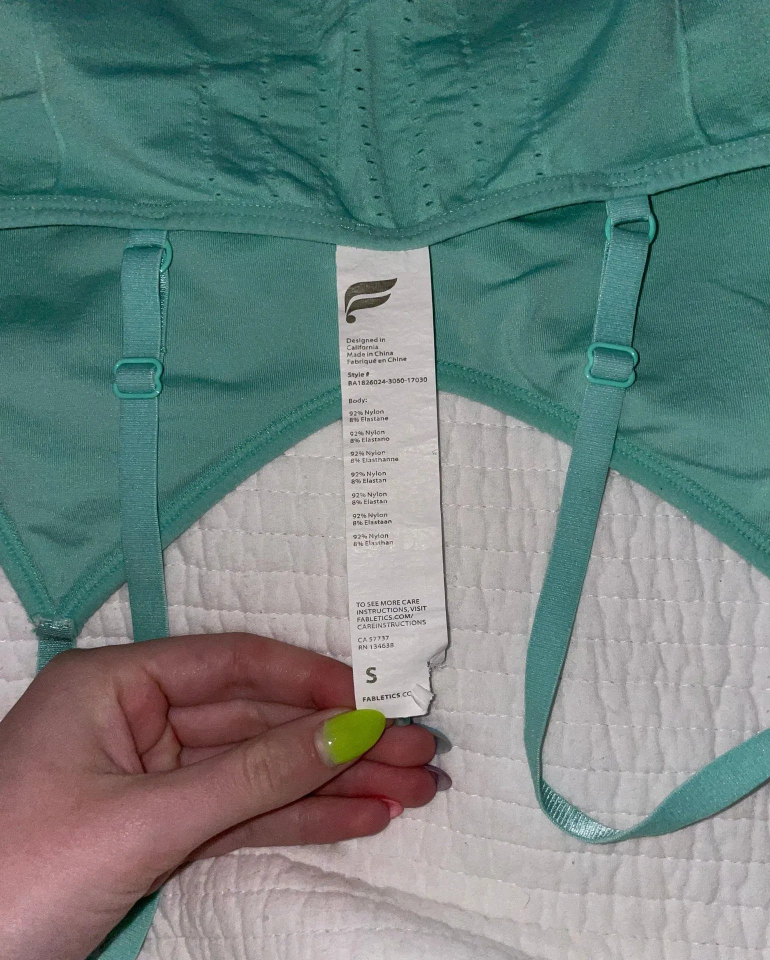 Fabletics Delta Seamless Midi Sports Bra - Image 6