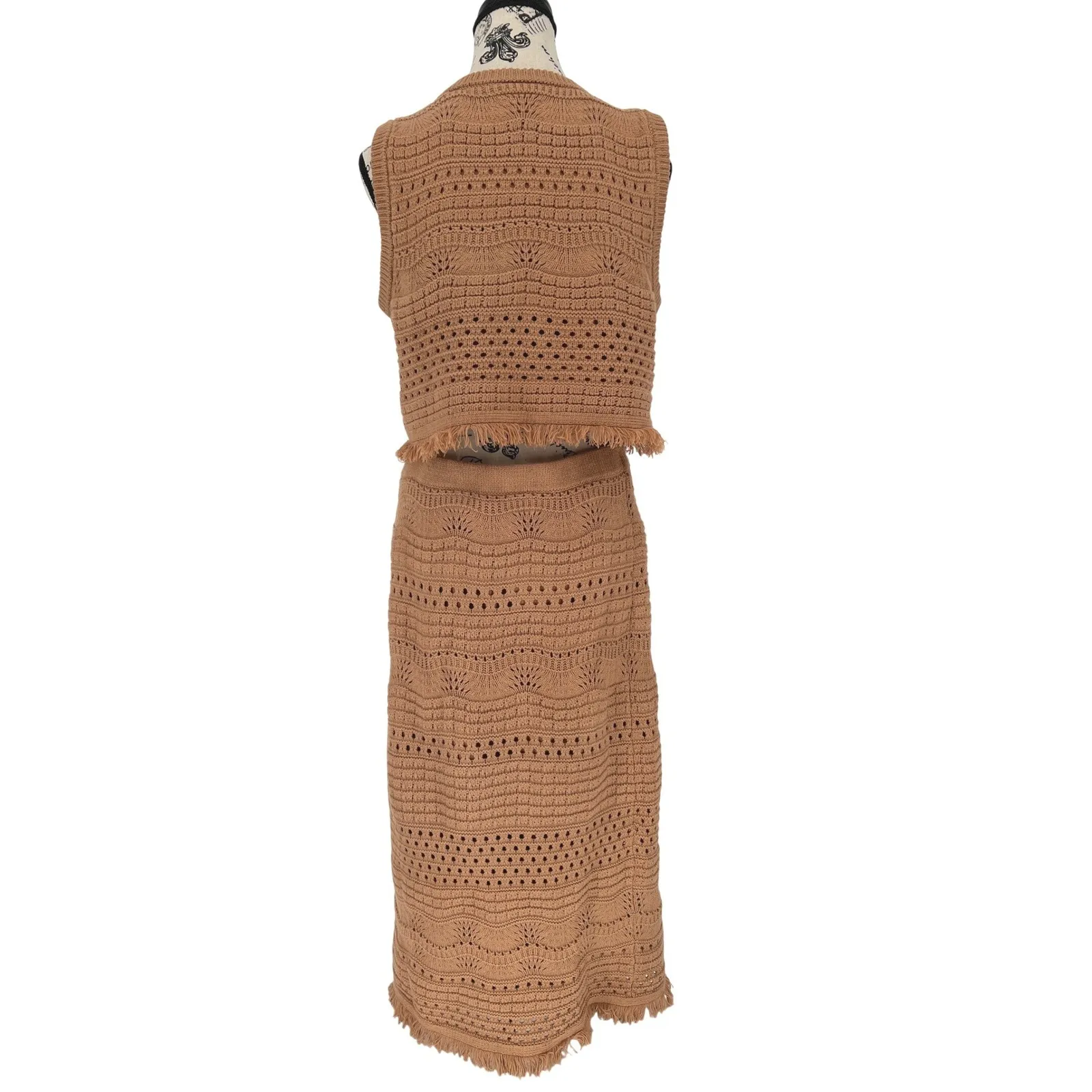 House of Harlow 1960 Knit Sweater Skirt Set Cognac Crochet EUC Tan Size M - Image 2