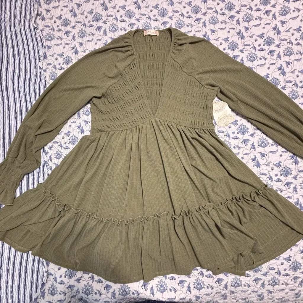 Altar'd State Olive L/S Dress with smocked bodice tiered ruffle hem shirt -Small - Image 8