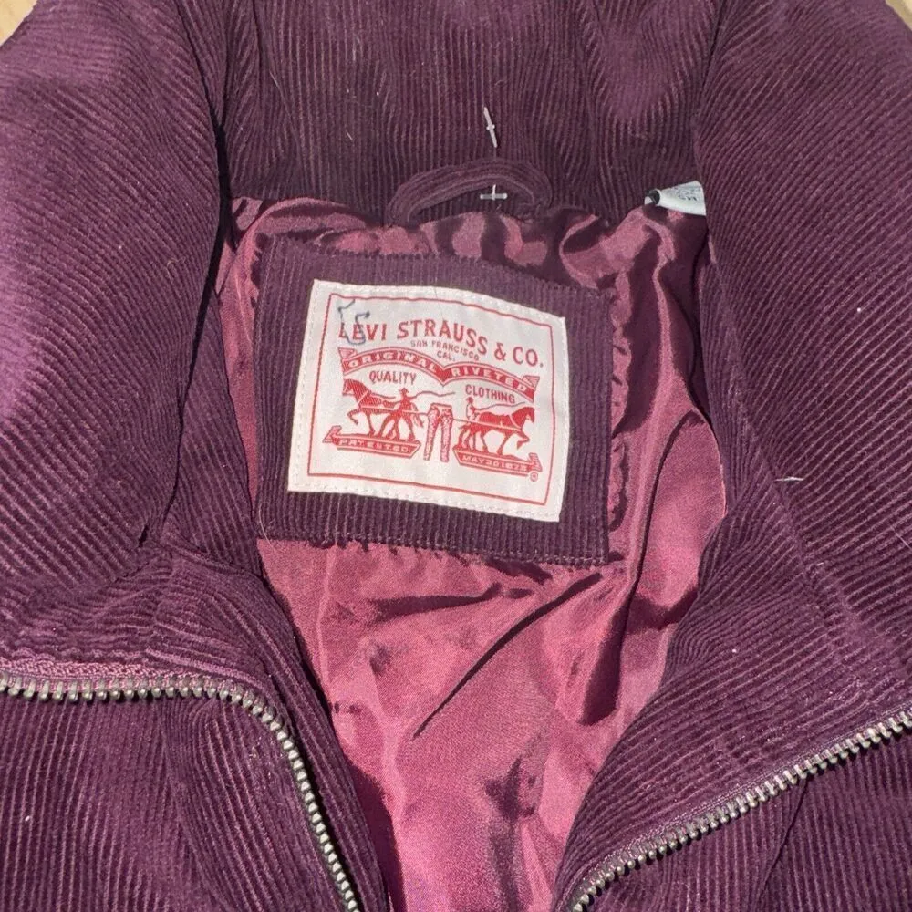 Levi's Women's Purple Corduroy, Puffer Jacket size Small - Image 3