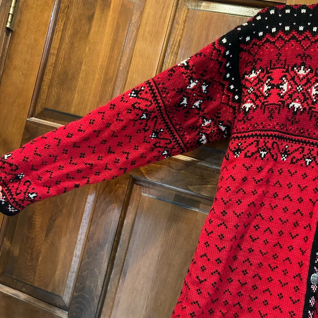Icewear 100% Pure Wool Cardigan Sweater Nordic Fair Isle Red Cabincore Medium - Image 2