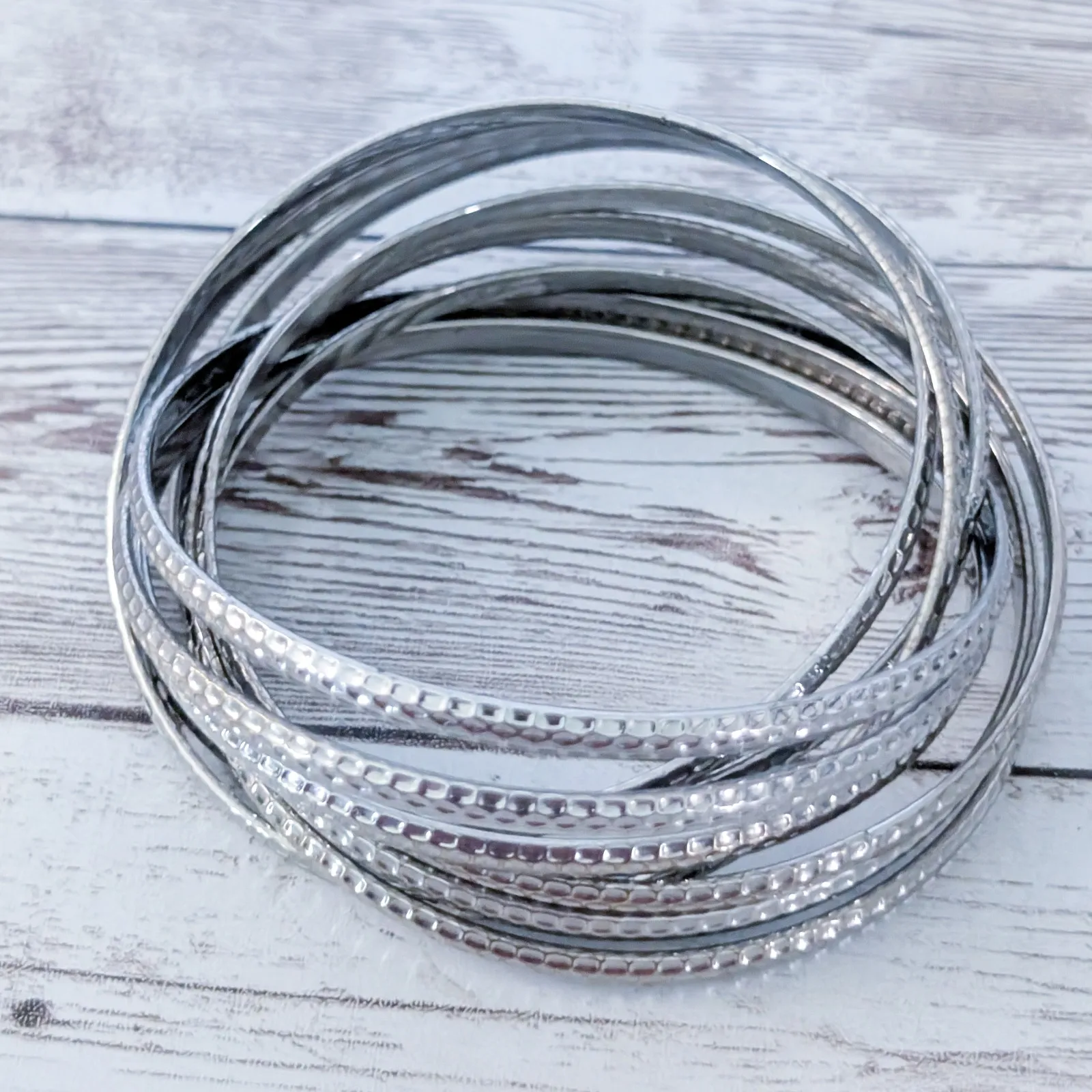 Vintage Bracelet Silver Tone Cross Over Bracelet Design - Image 6