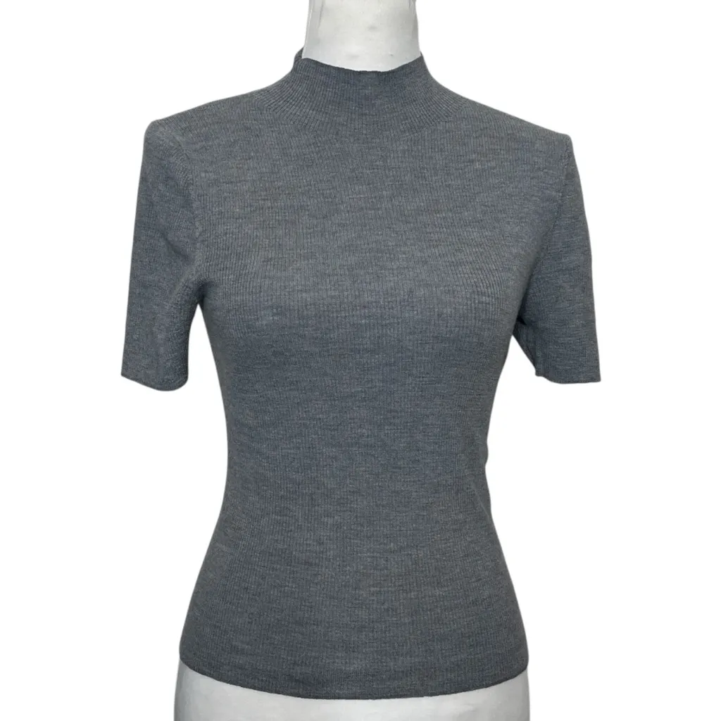 Theory Leenda Wool Turtleneck Top Women’s Medium Gray Short Sleeve Office Basic - Image 2