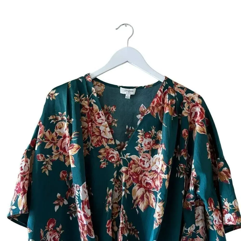 Umgee Satin Floral Print Bell Sleeve V-Neck Top in Emerald crisscross SZ L - Image 5