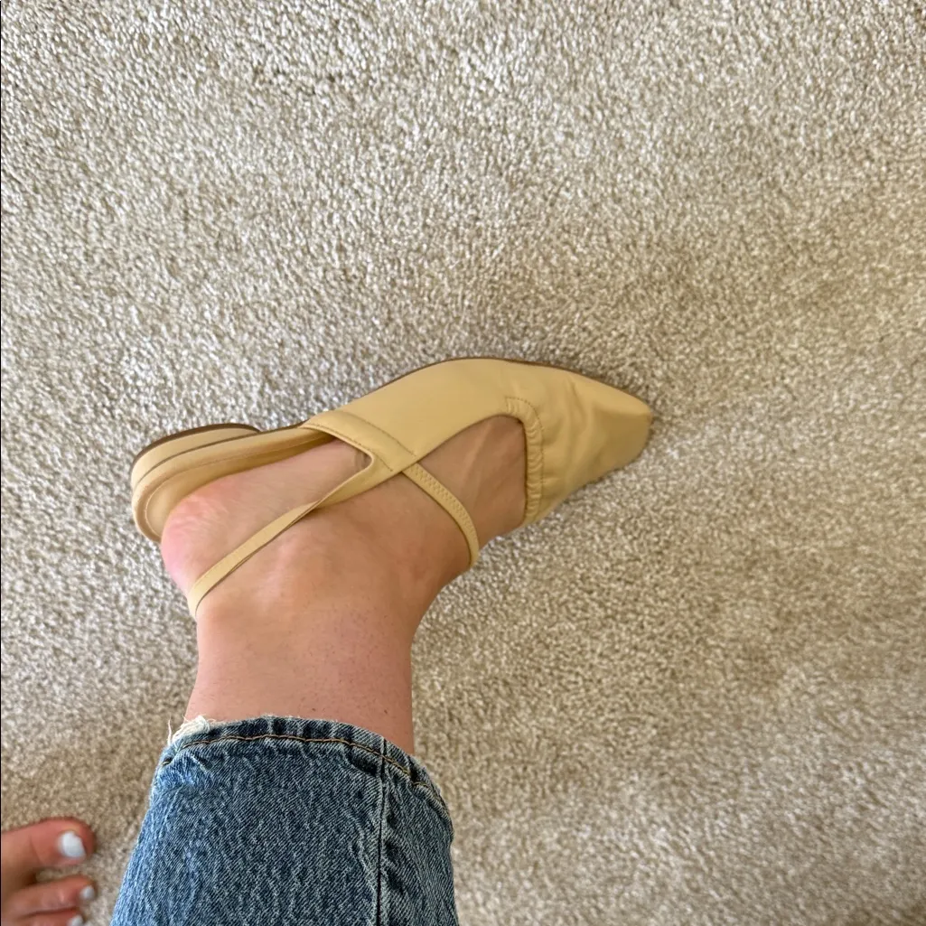 Vince Women's Tan Leather Loafers - Image 7