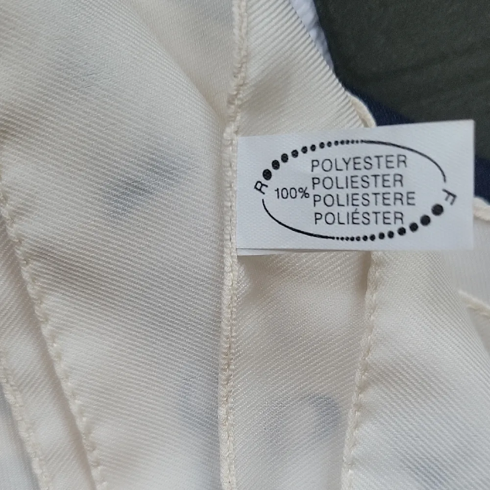 Vintage Made In Italy Paris Themed Navi Blue and Cream Square Scarf Size 33×34 - Image 6