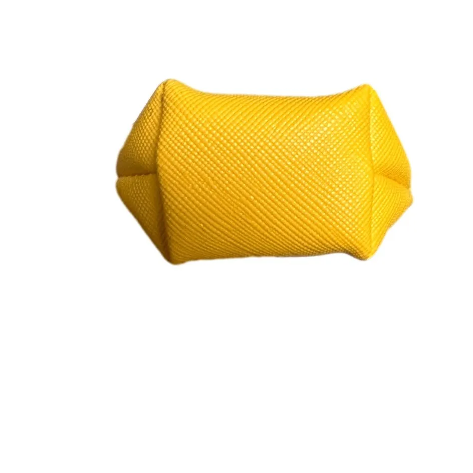 NIB Mini Bag Charm Key Charm Coin Purse Keychain Pendant with Tassel - Image 2