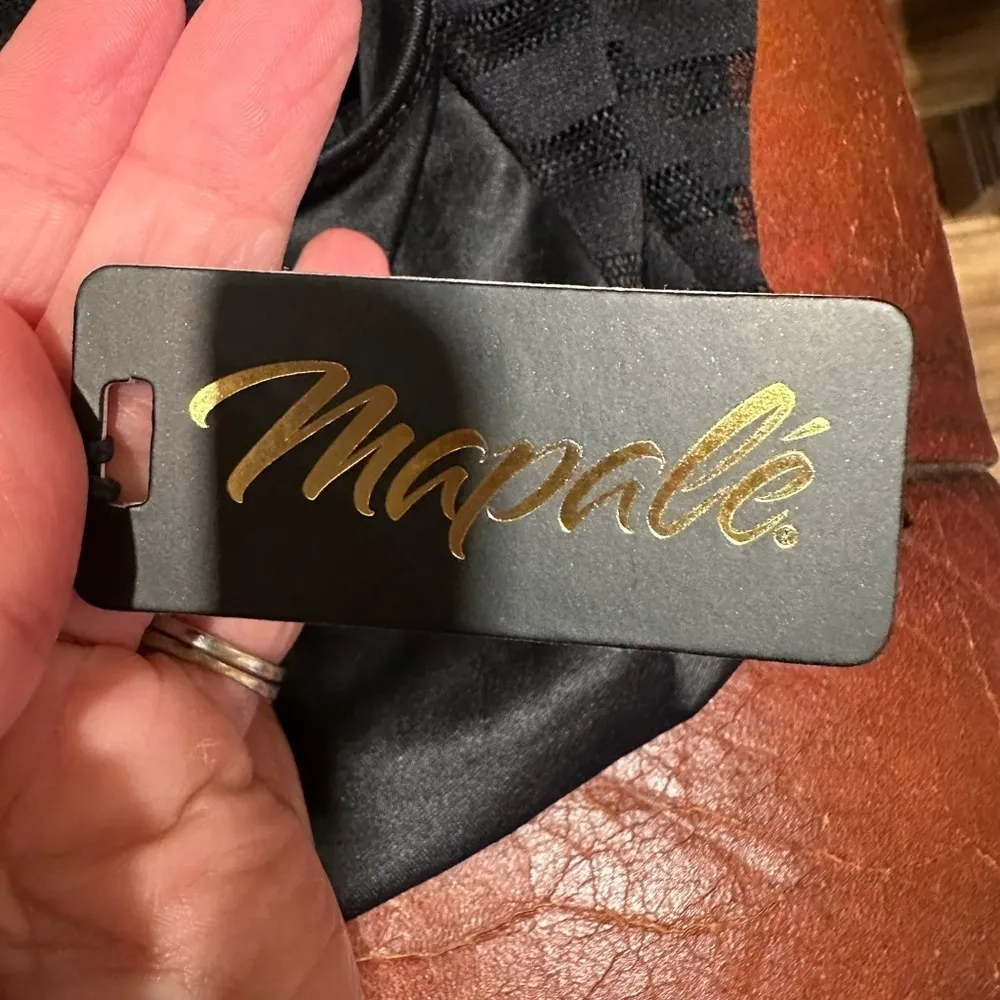 NWT MAPALE’ Deep Cut Bodysuit: Skin - Image 8