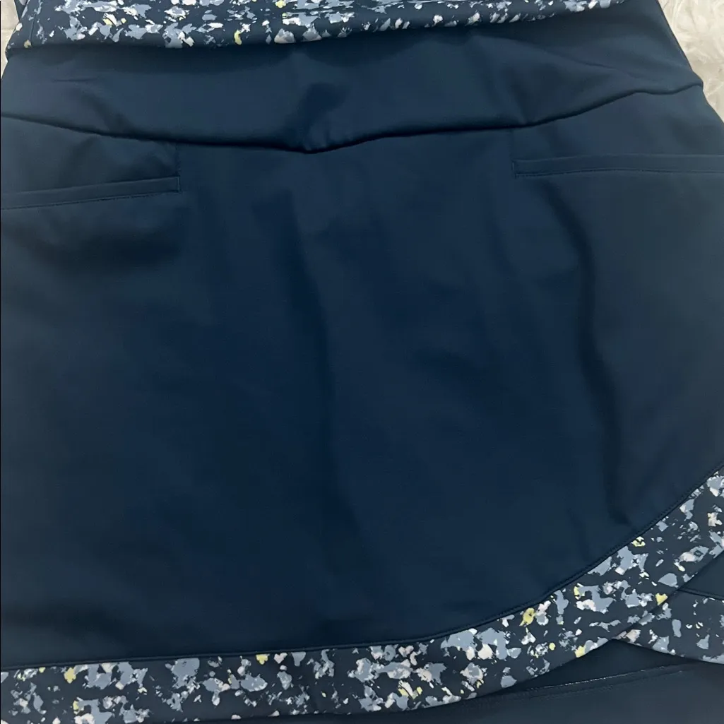 Adidas Navy Mini Skort with Pattern XS - Image 3