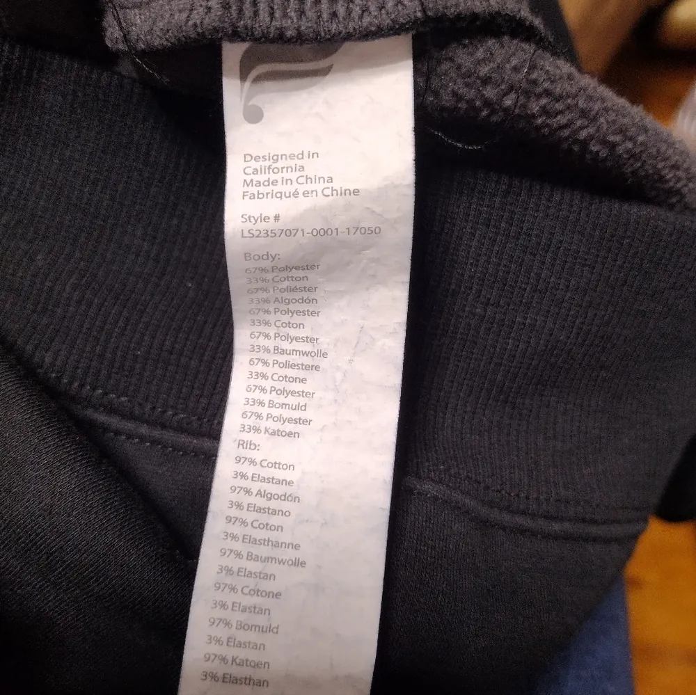 Fabletics Cozy Fleece Black Zip Pullover - Image 4