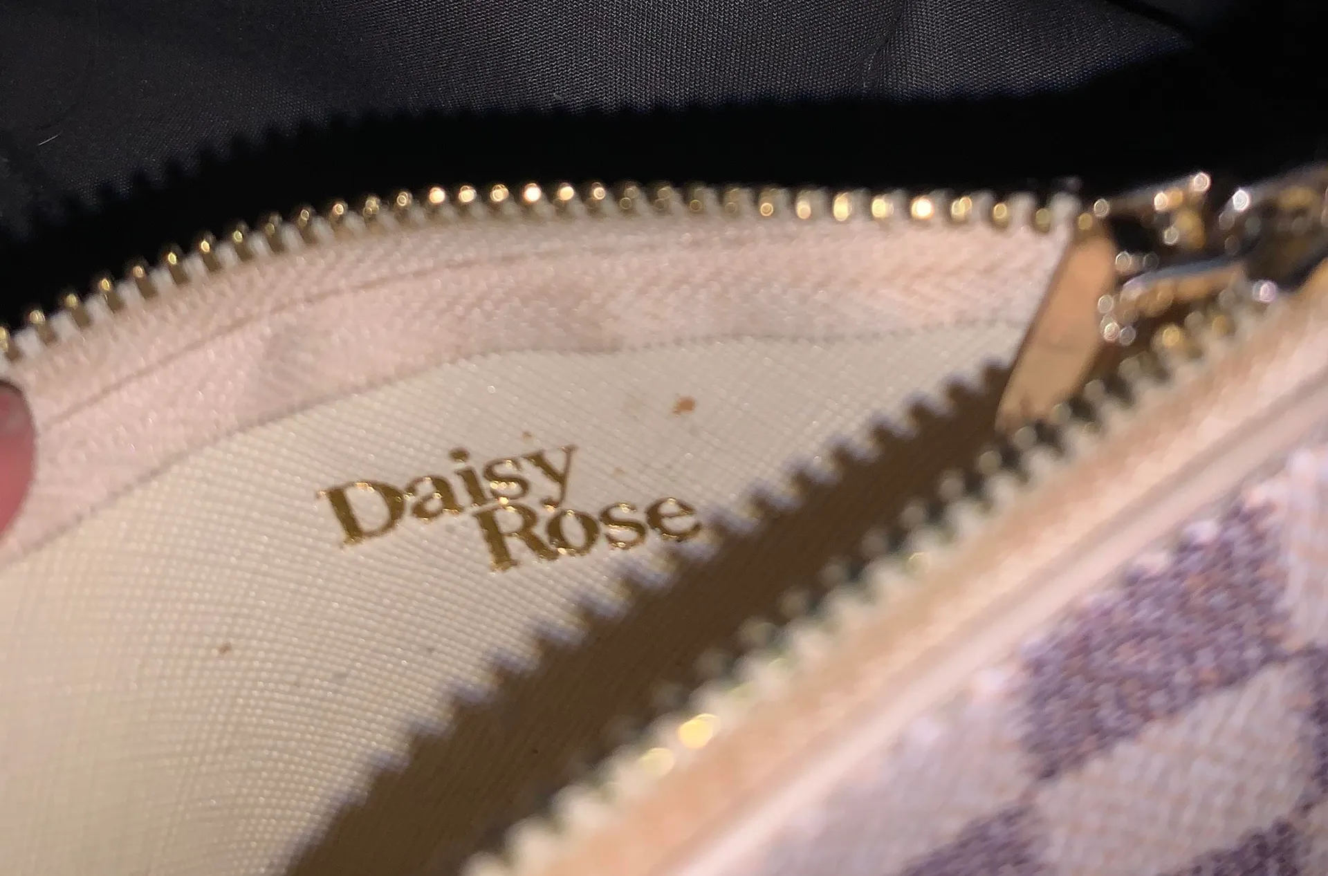 Daisy Rose Checkered Key Wallet - Image 2