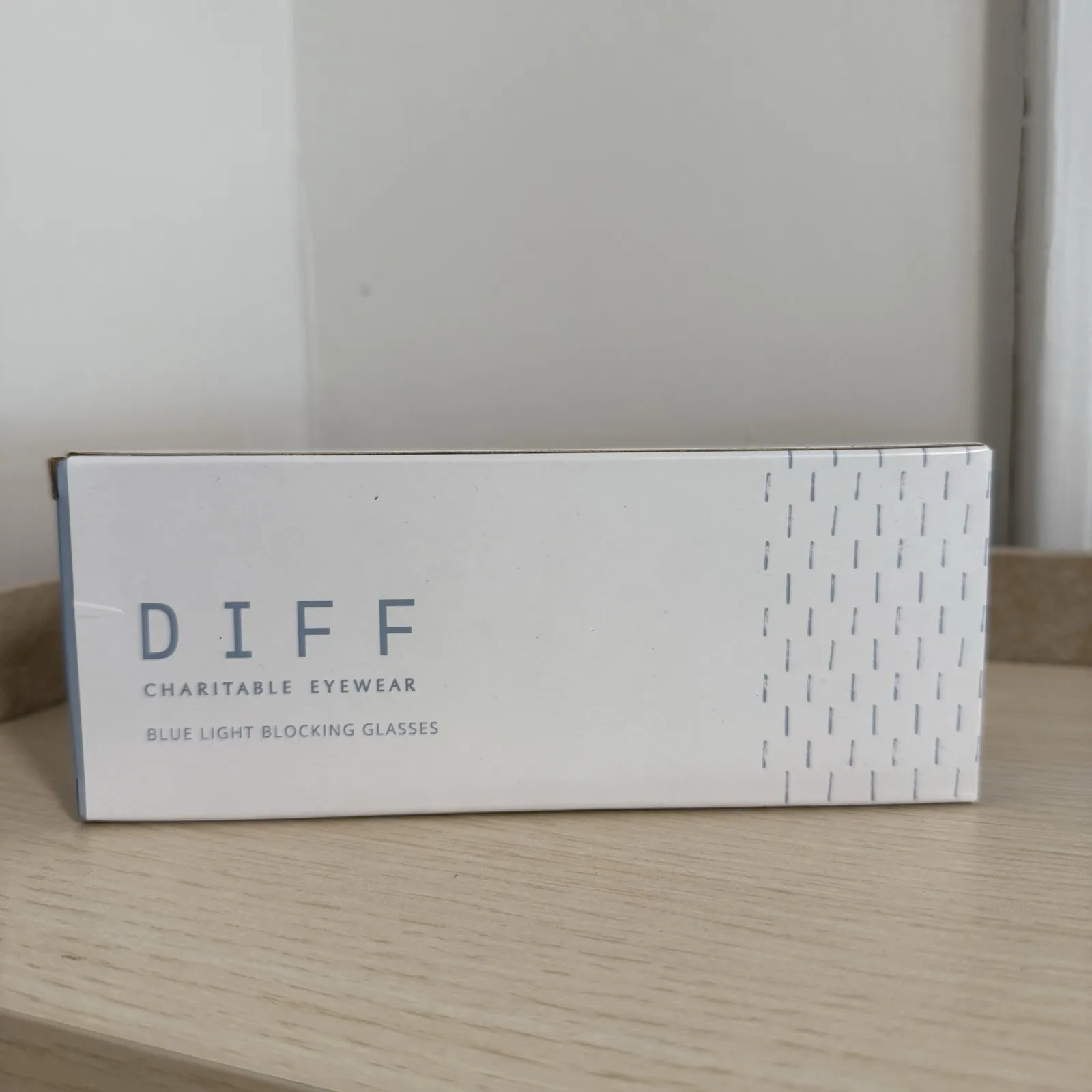 Diff NEW Maxwell Blue Light Blocking Glasses in Black - Image 4