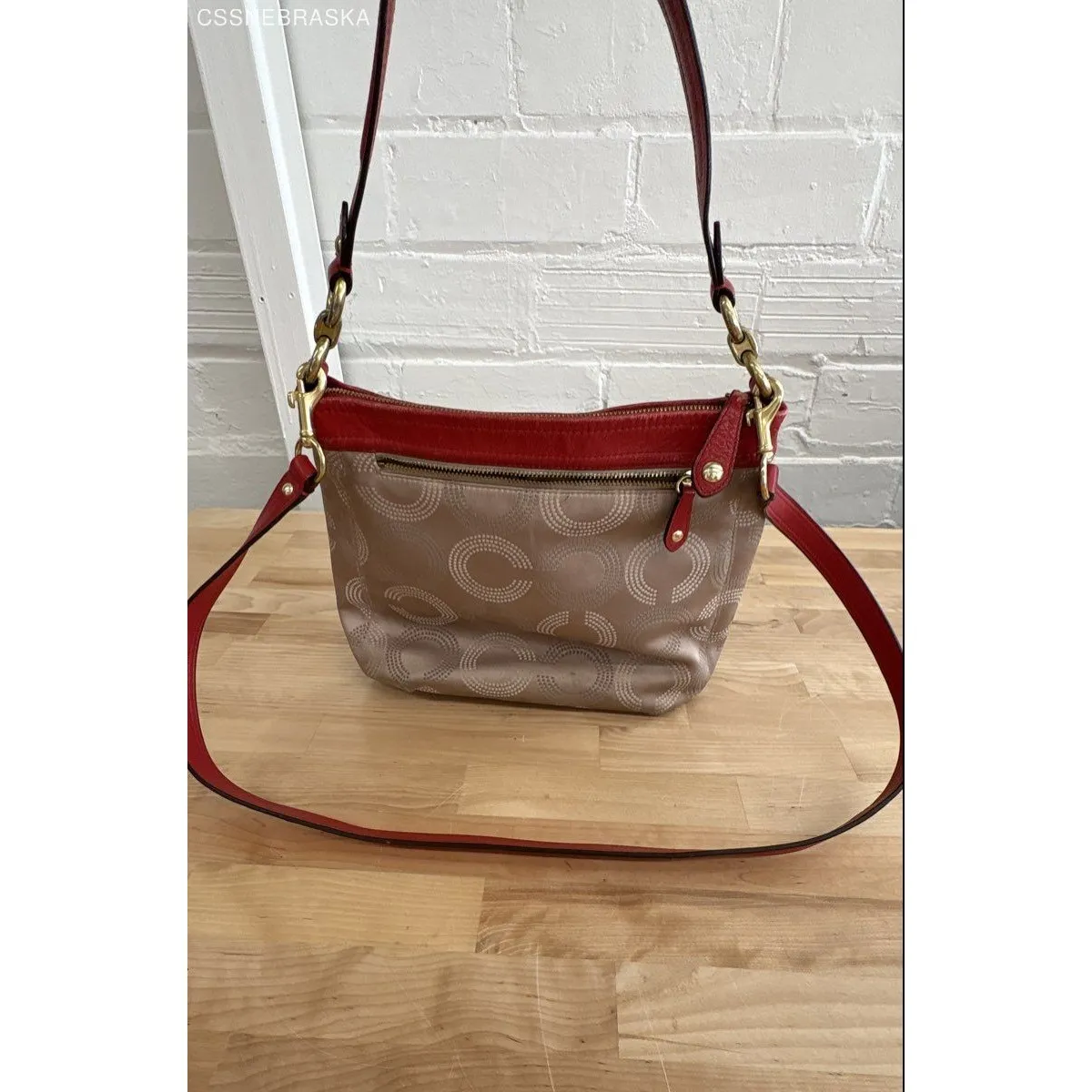 Coach Beige & Red vintage crossbody Shoulder Bag Signature - Size S - Image 8