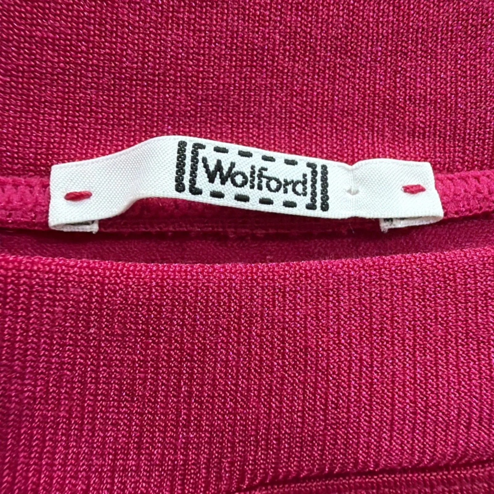 Wolford Fuschia Pink 3/4 Sleeve Bodysuit Size small - Image 3