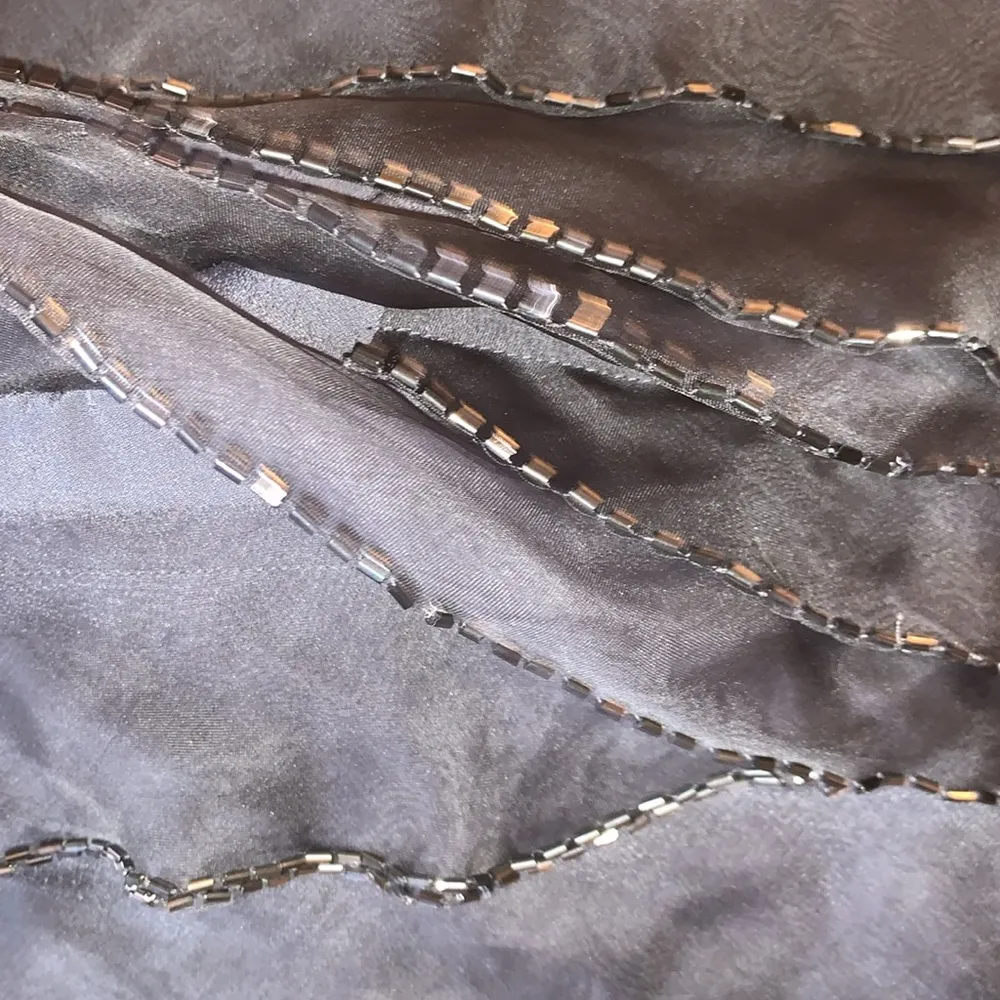 NWT  Size 38 Silver Beaded Cocktail Dress (Damaged) - Image 15