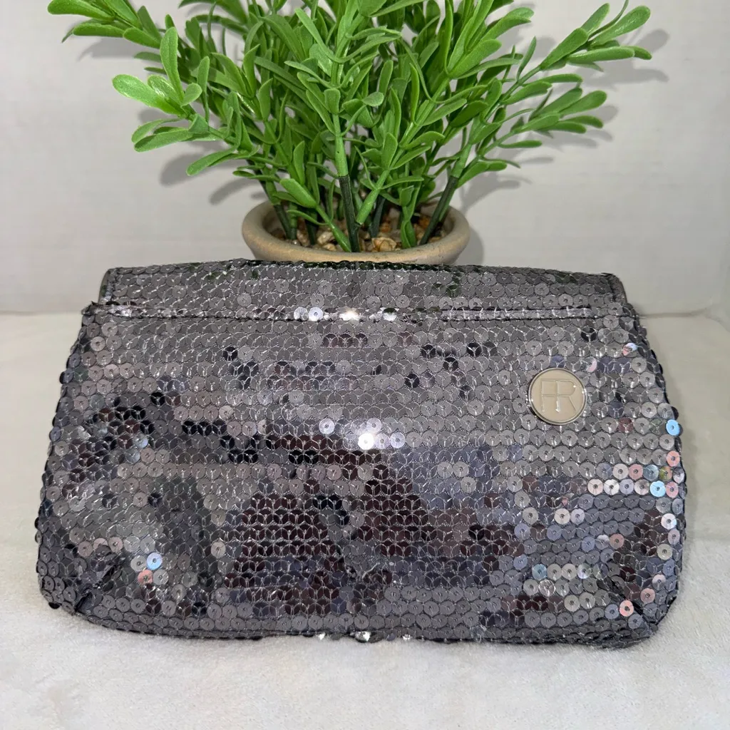 Felix Ray New York Gray Silver Shiny Sequin Clutch Bag With Bow Detail - Image 3