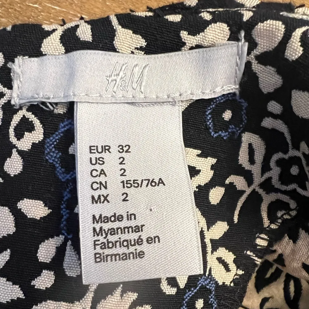 H&M Jacquard Brocade Dress - Image 7