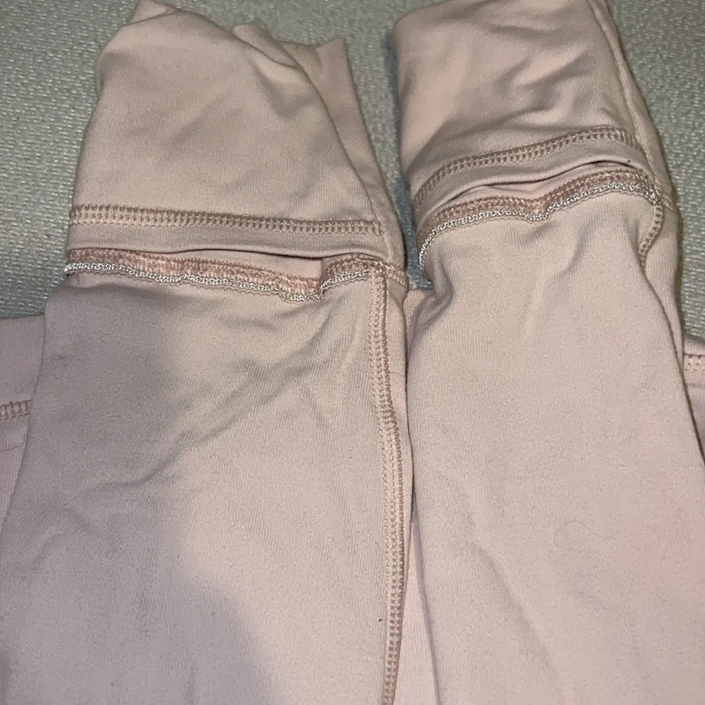 Lululemon Rule running top - Image 4