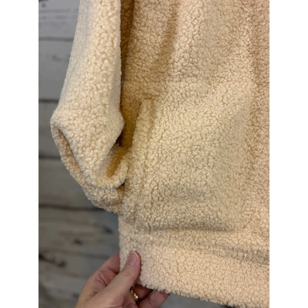 Amazon Women's  Jacket Medium Beige Sherpa Button Up - Image 6