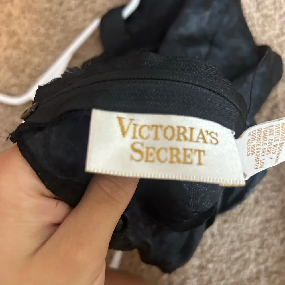 Vintage 90s Victoria Secret Black Satin Bodysuit - Image 6