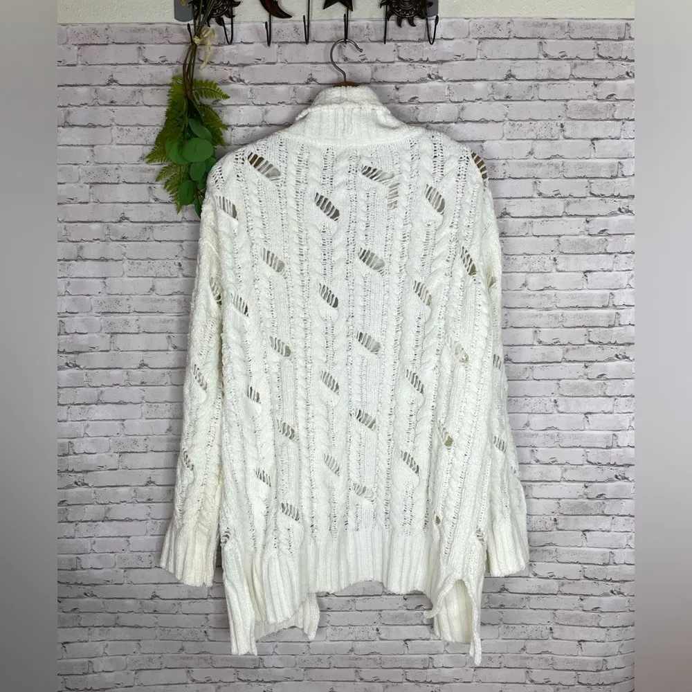 POL White Chenille Open Knit chunky Longline Cardigan - Image 4