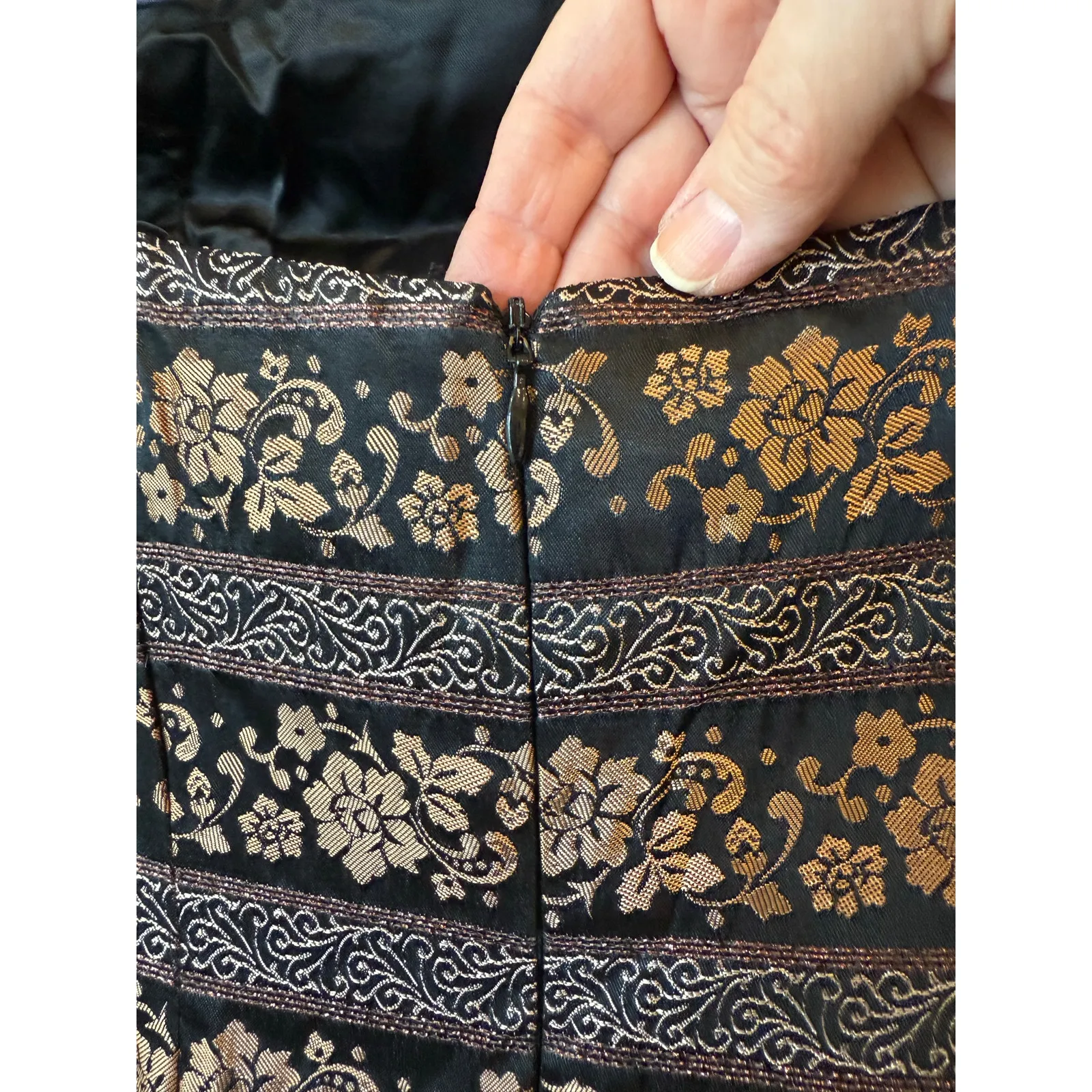 Vintage Jessica McClintock Strapless Dress 4 Black Gold Floral Brocade midi - Image 5