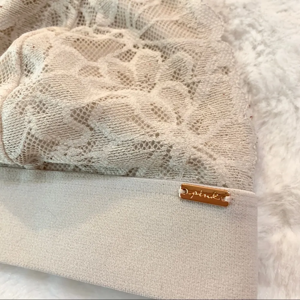 Victoria’s Secret PINK Sexy Nude Lace Wireless Bralette Triangle Bra Size Small - Image 2