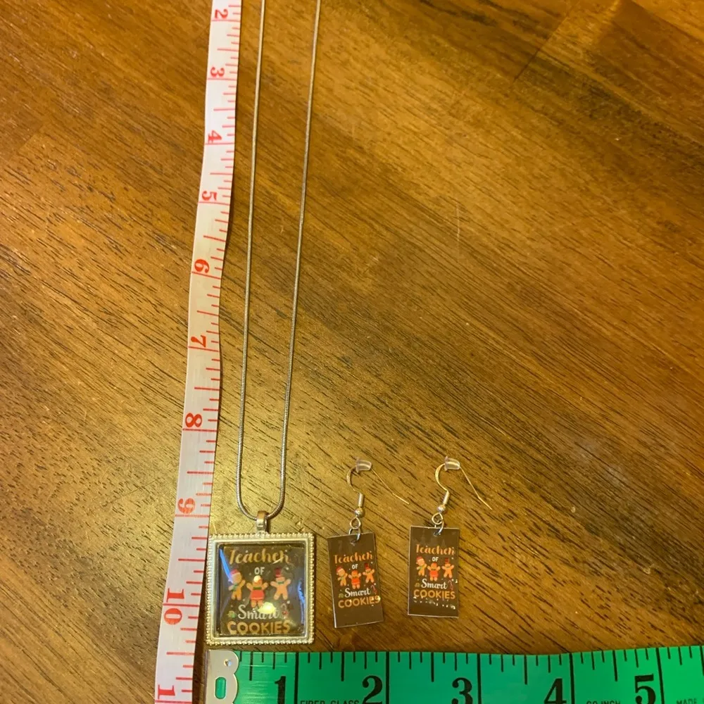 Teacher necklace and earrings - Image 4