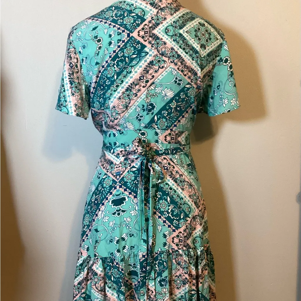 SUMMERTIME EASY WRAP AROUND LIGHTWEIGHT DRESS SIZE MED - Image 5