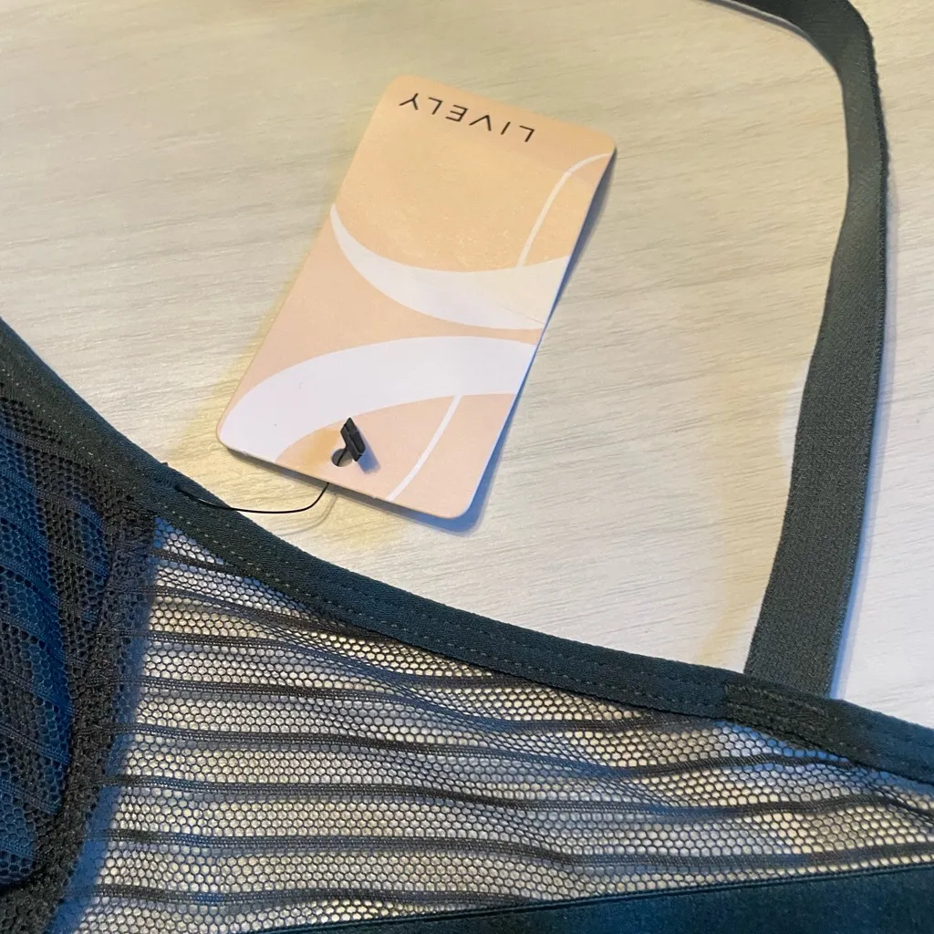 Lively Emerald Green Mesh Women's Bra Size L - Image 11