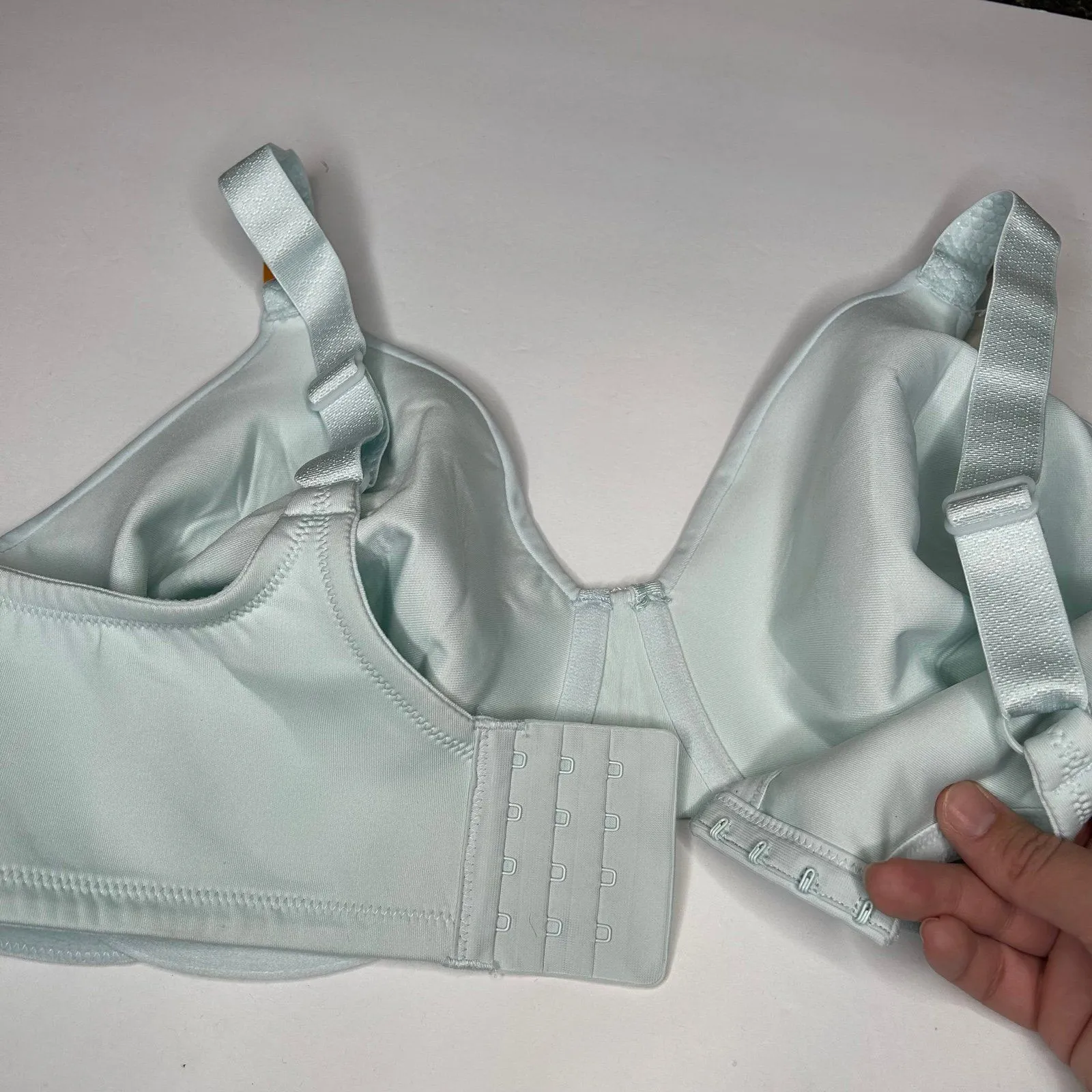 New Vanity Fair light green unlined full coverage bra 40DD - Image 7