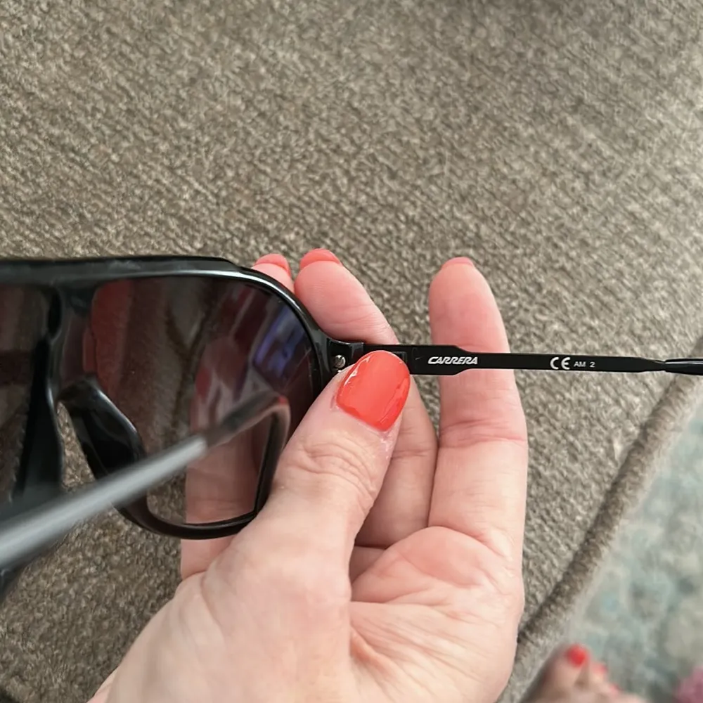 Carrera aviator sunglasses super cute!!! - Image 4