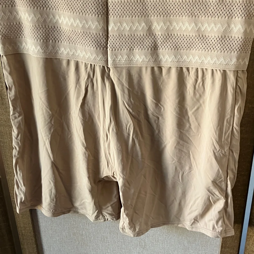 Bebe Beige shaper 2X - Image 10