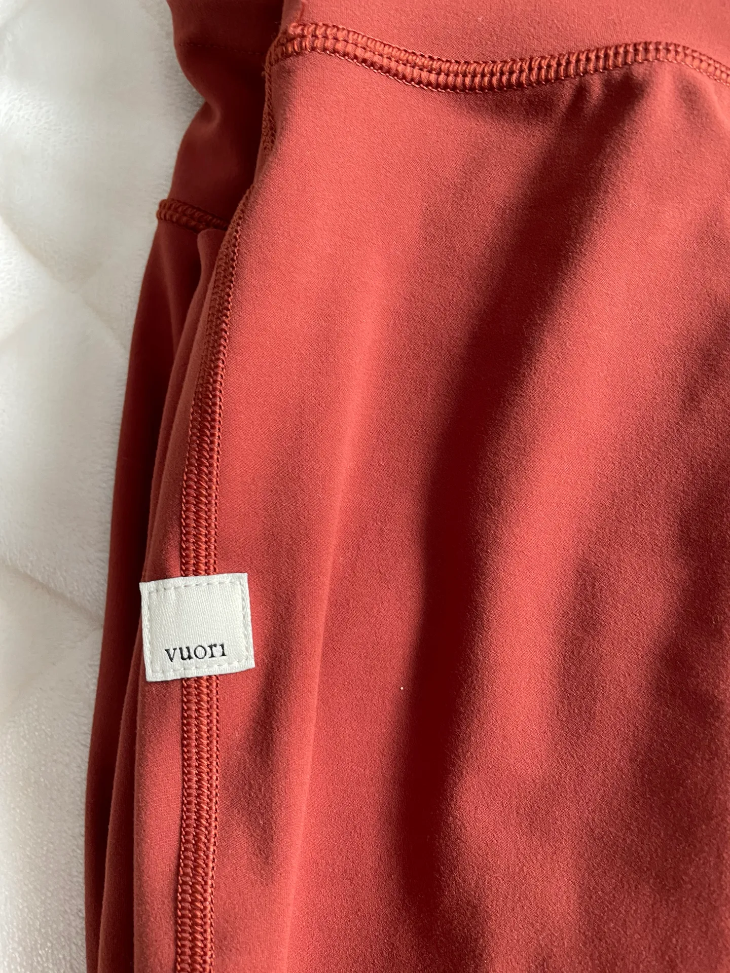 Vuori Leggings - Image 5