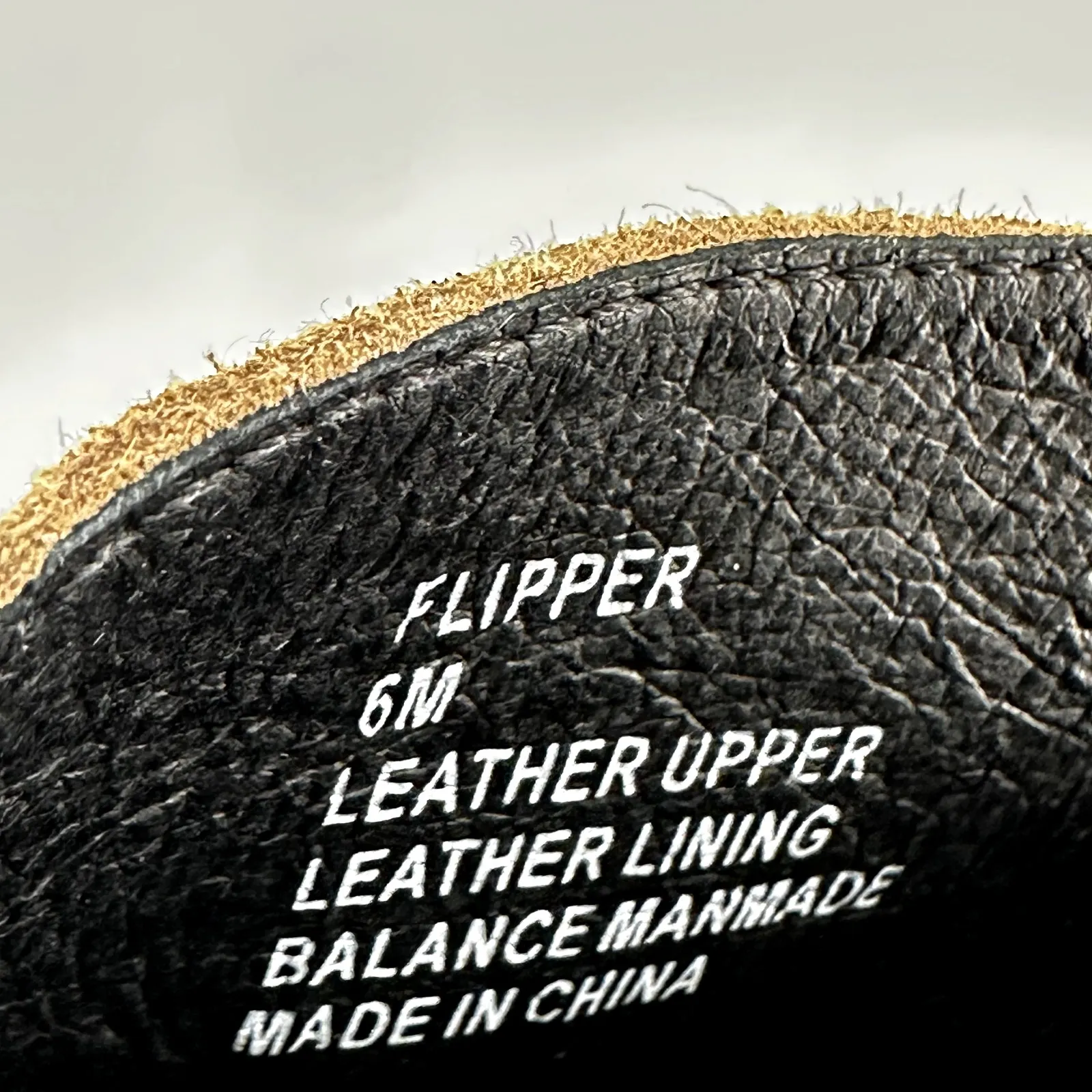 Cecelia New York Flipper Mule Flats Shoes Gold Chain Square Toe Suede Beige 6M Tan Size 6 - Image 5