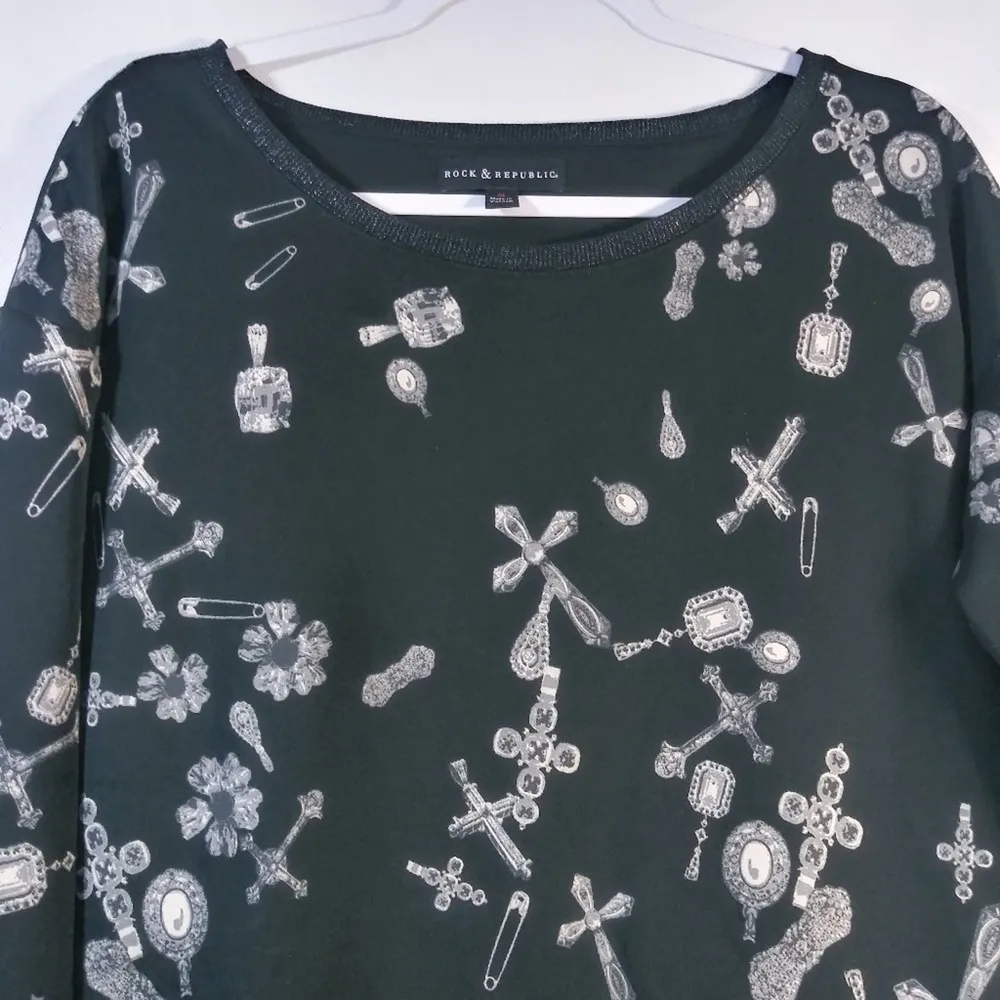 Rock & Republic Black Jewels and Crosses Patterned Gothic Grunge Sweatshirt M - Image 3