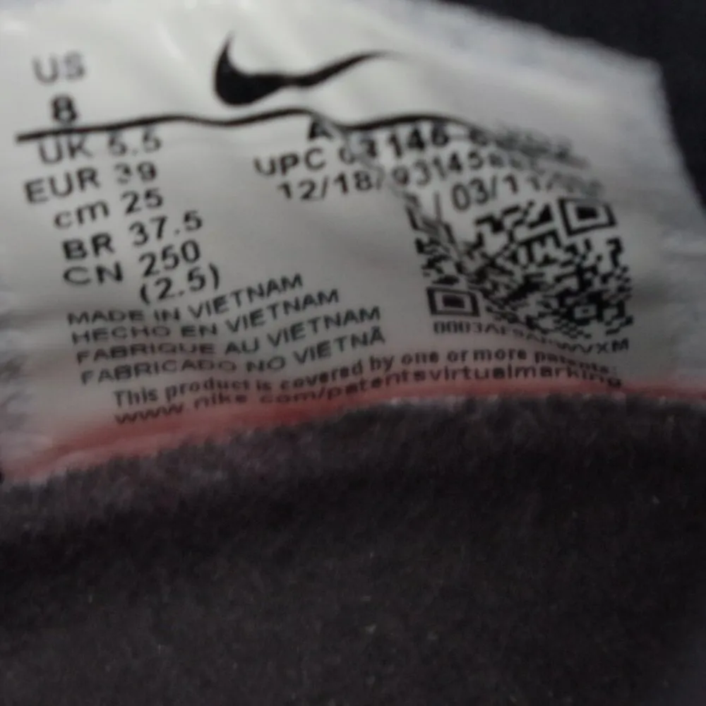 Metcon 5 Trainers in Black & Rose gold Women's Size 8 - Image 2