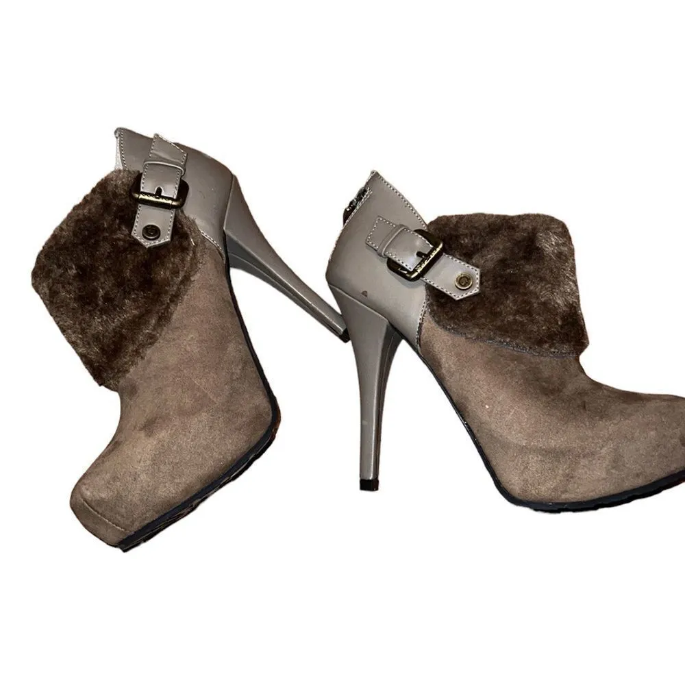 Guess Taupe Heel Booties Size 7.5 - Image 4